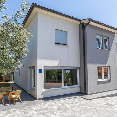 Apartman Suzi Pula Ngoại thất bức ảnh