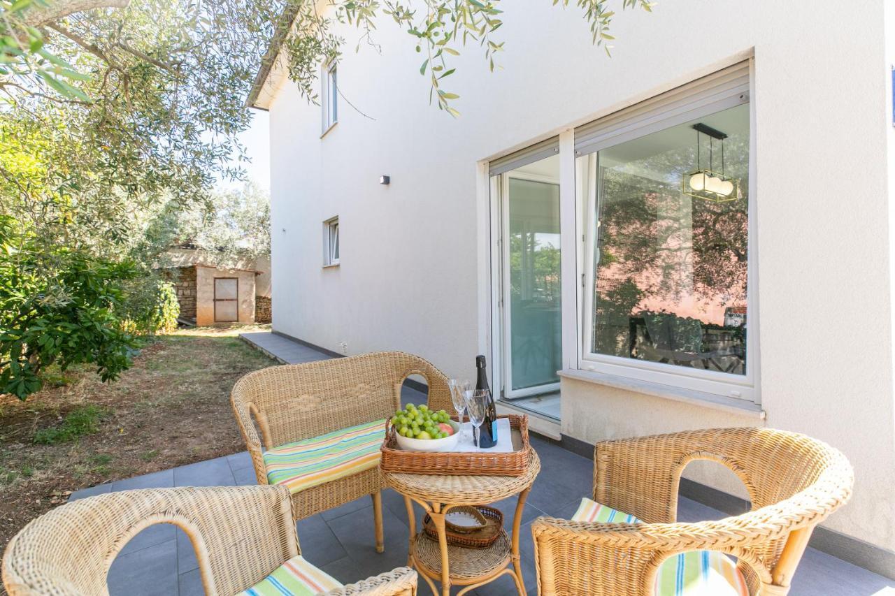 Apartman Suzi Pula Ngoại thất bức ảnh