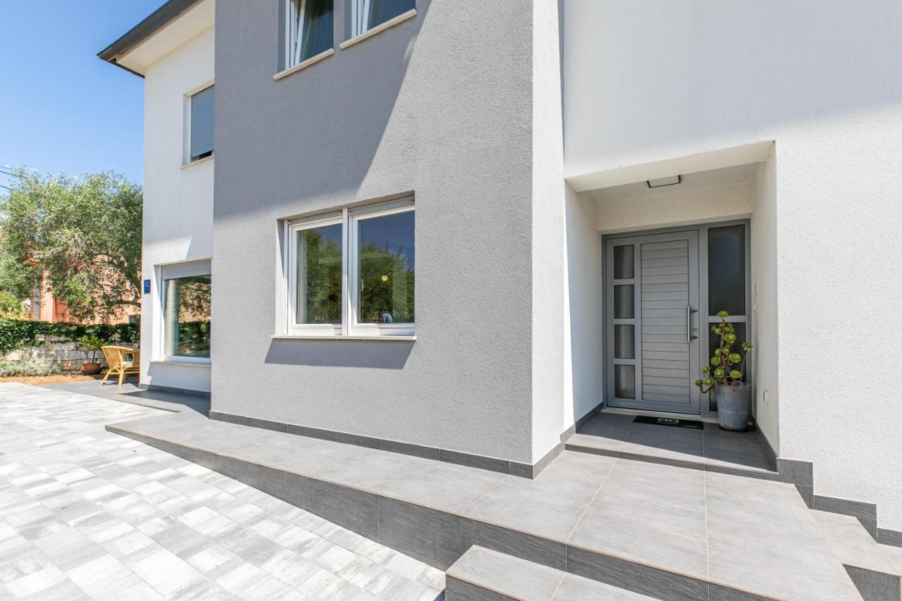 Apartman Suzi Pula Ngoại thất bức ảnh